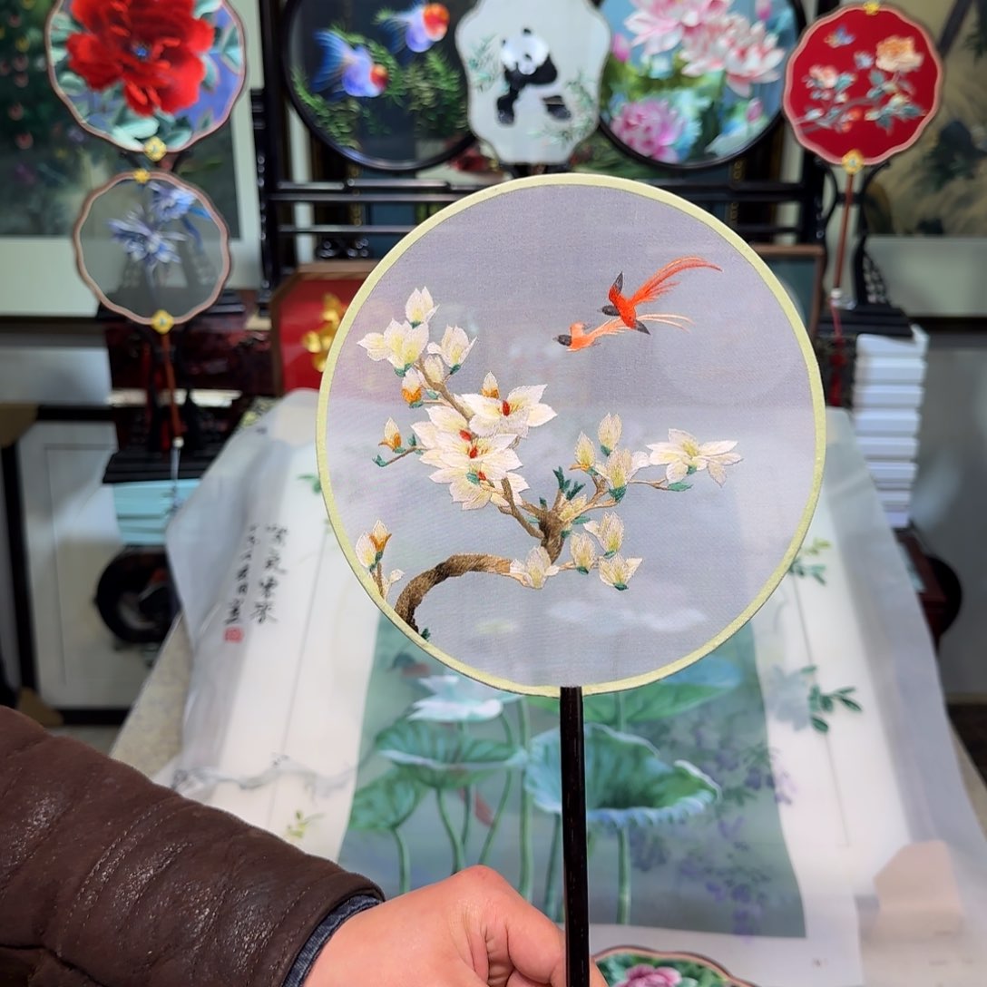 刺绣刺绣工艺精湛