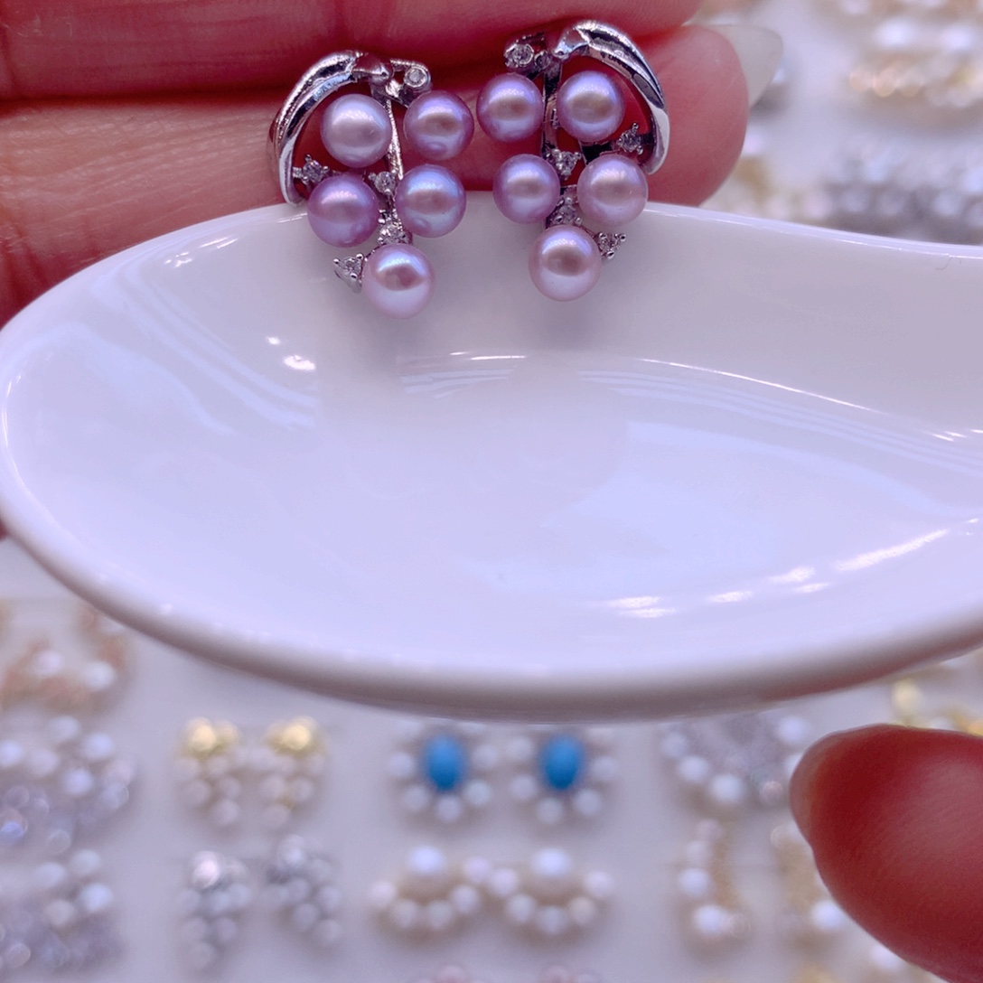 淡水珍珠合金耳饰