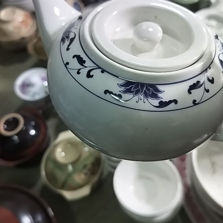 盘瓷片陶瓷杯盘壶碗都有