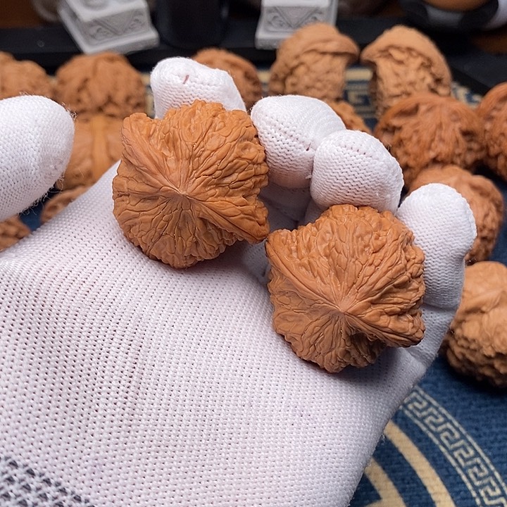 文玩核桃吊坠磨盘40全