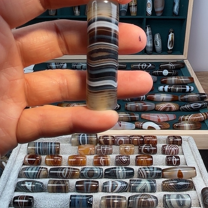 橙***子玛瑙/玉髓合金珠宝奇石