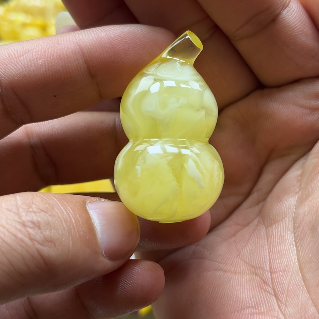 蜜蜡珠宝奇石未镶嵌