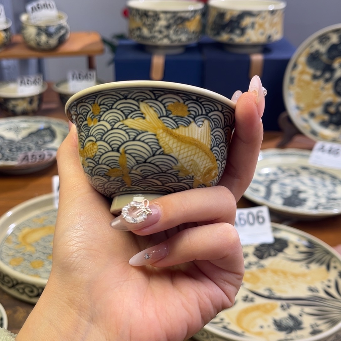 『***生段泥微瑕鱼杯杯杯