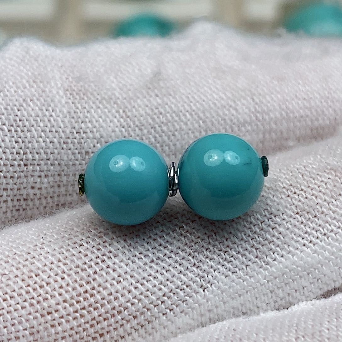 绿松石配饰未镶嵌