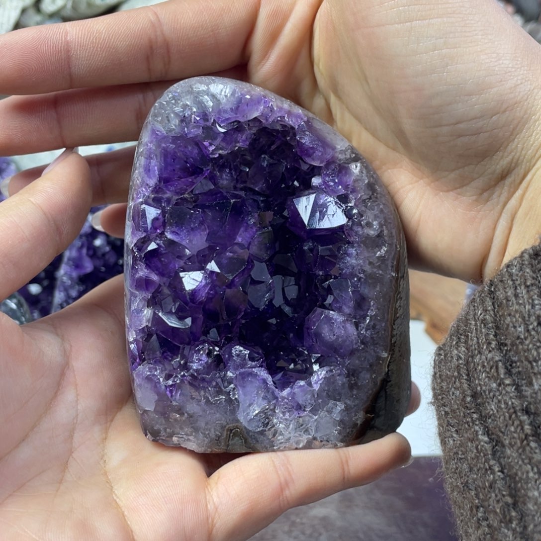 紫晶大型摆件（非配饰）未镶嵌