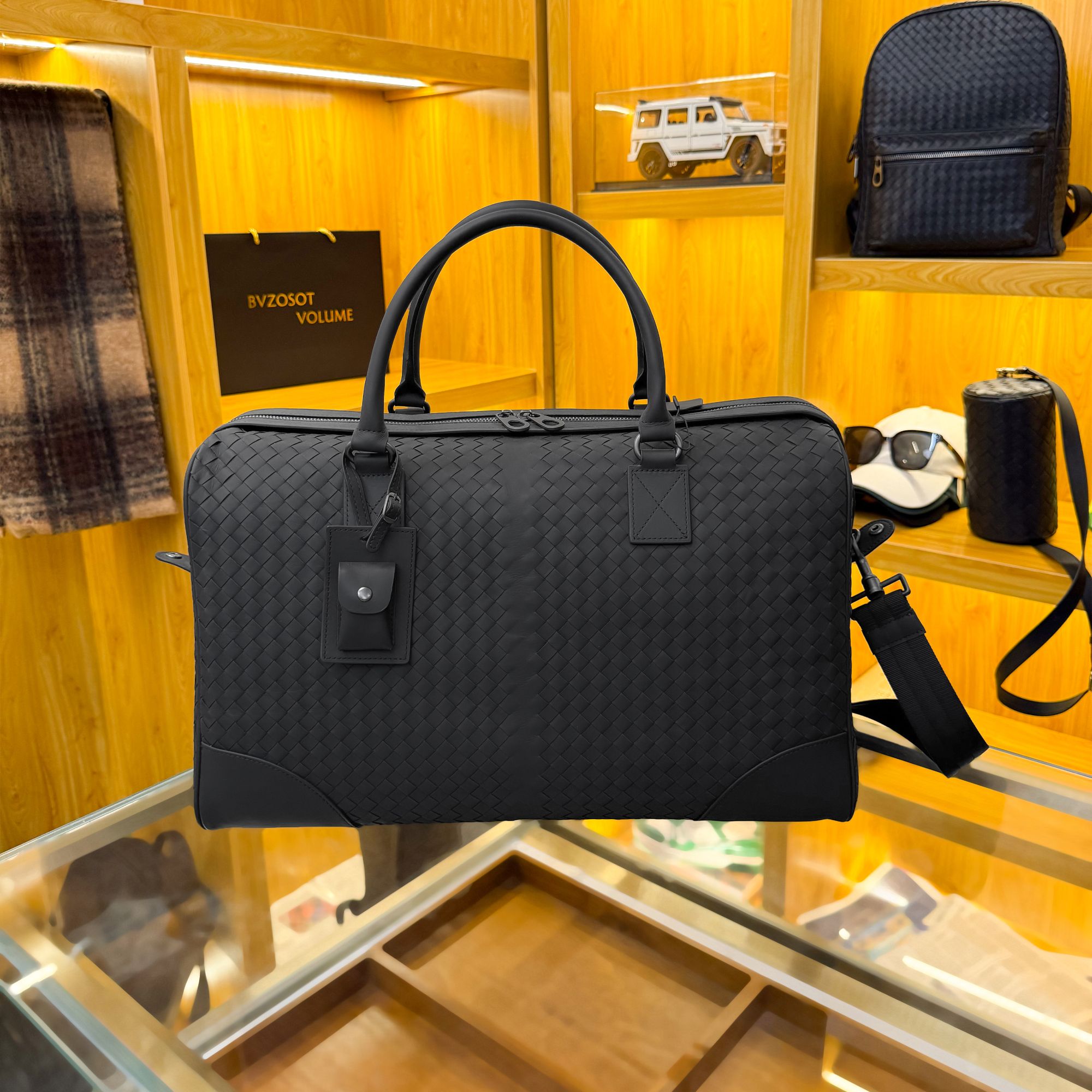 BVZOSOT VOLUME【返场】头层牛皮纯手工编织斜挎手提旅行包