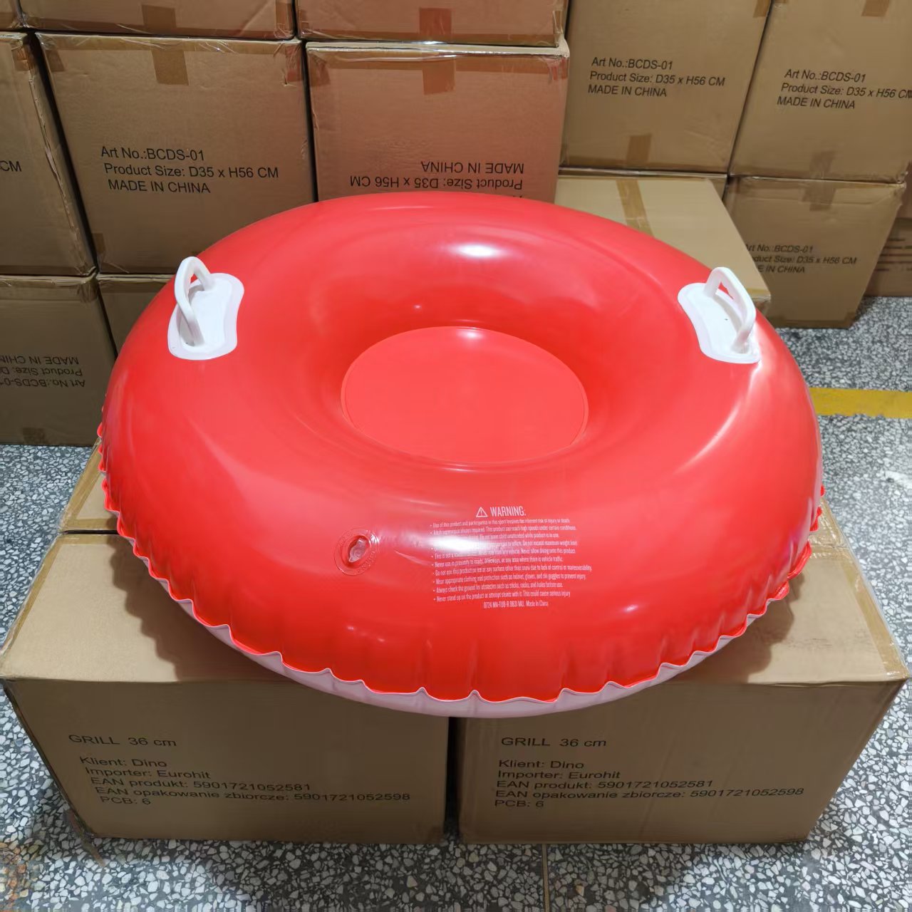 盒装  红色滑雪充气坐骑