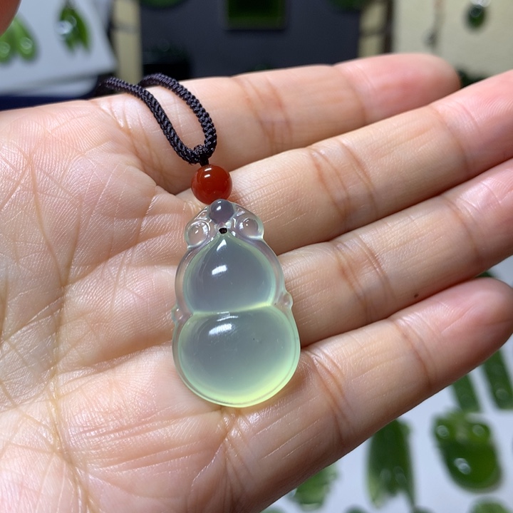 岫玉颈饰未镶嵌吊坠