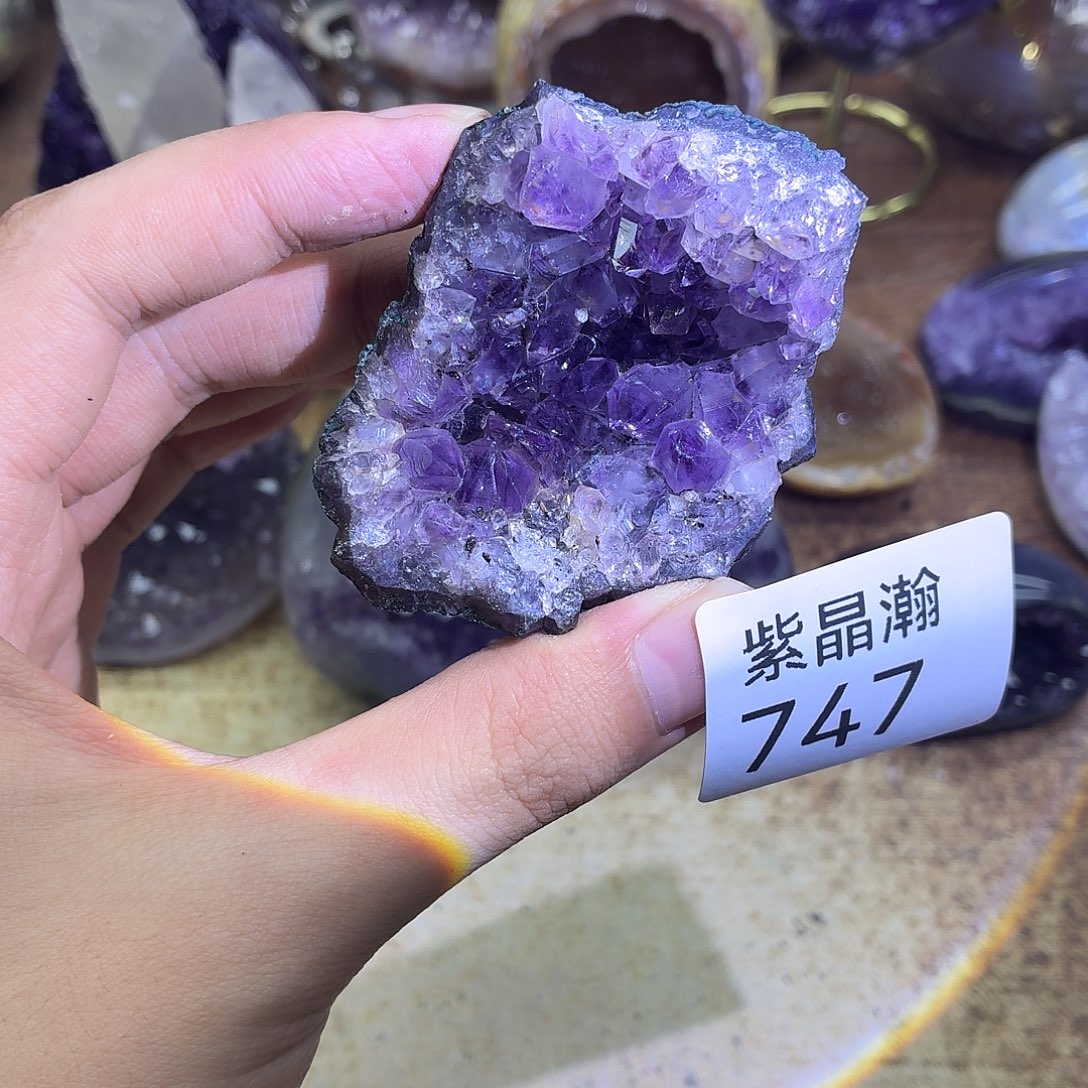 水晶未镶嵌大型摆件（非配饰）