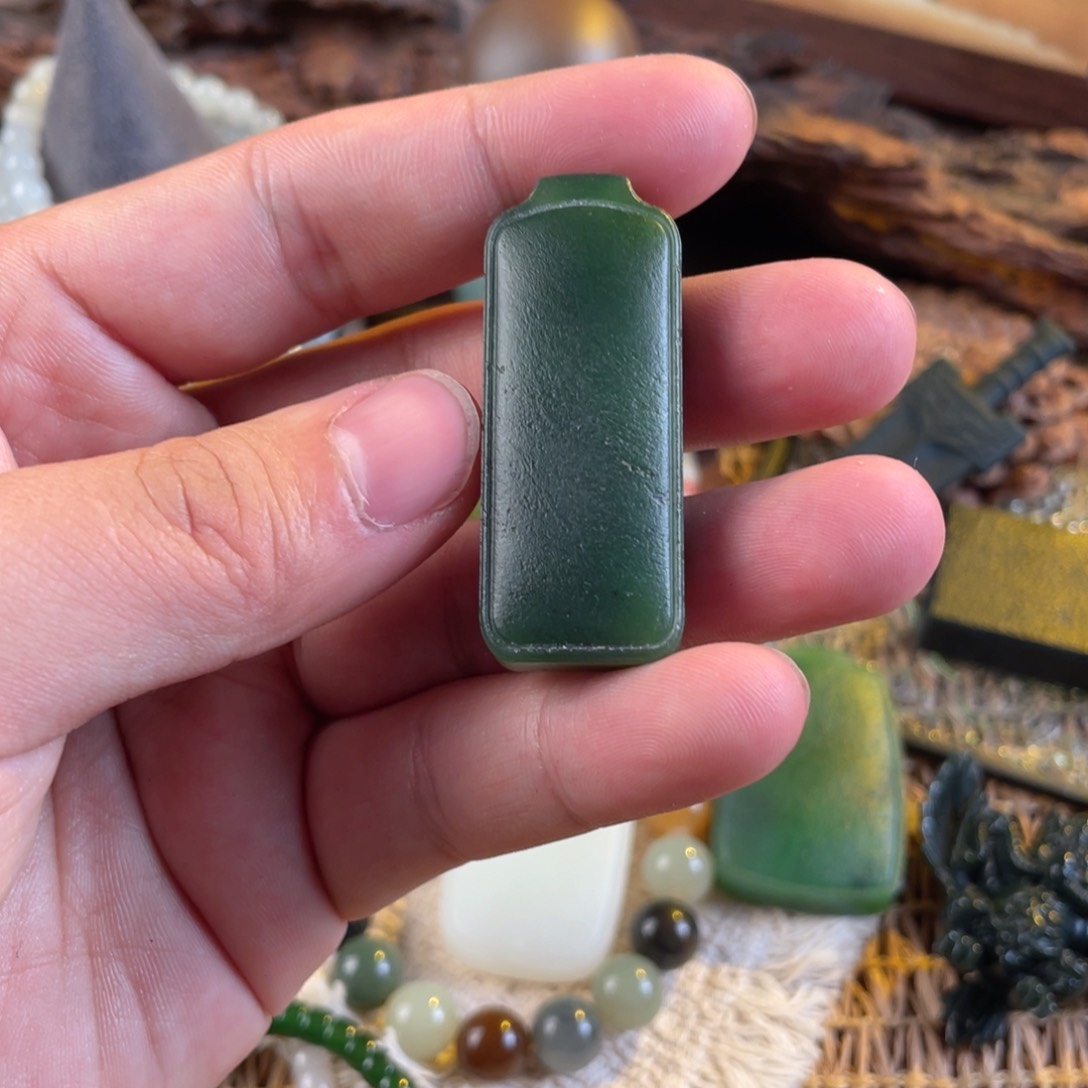 未镶嵌手链和田玉发****）