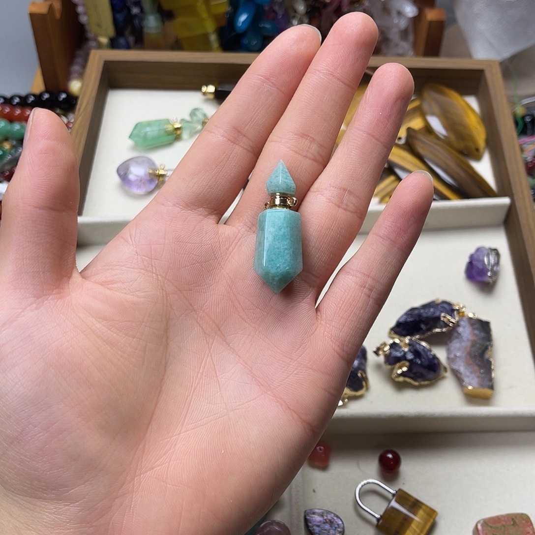 玛瑙/玉髓未镶嵌珠宝半成品天河石香水瓶一个