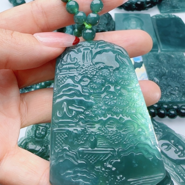 翡翠未镶嵌颈饰多样性发货天然A货翡翠