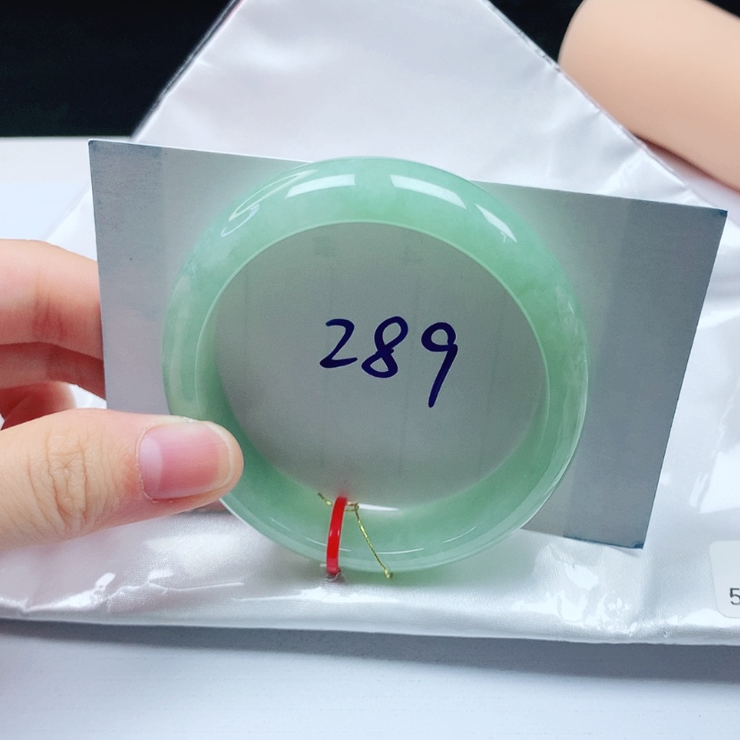 【闪购商品】翡翠未镶嵌手镯（贵妃镯）天然缅甸a货手镯56+