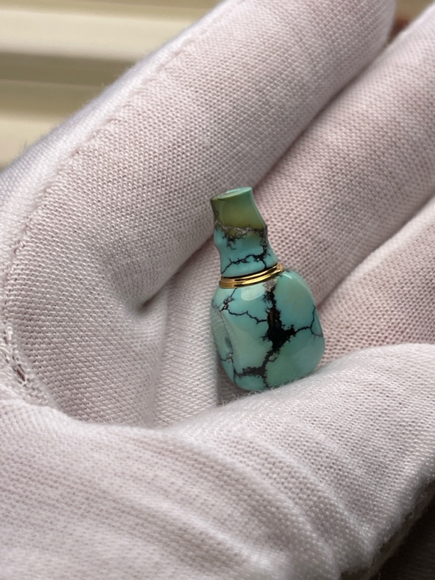 原矿绿松石高瓷蓝绿料水草纹网花三通尺寸对孔11.3厚度11