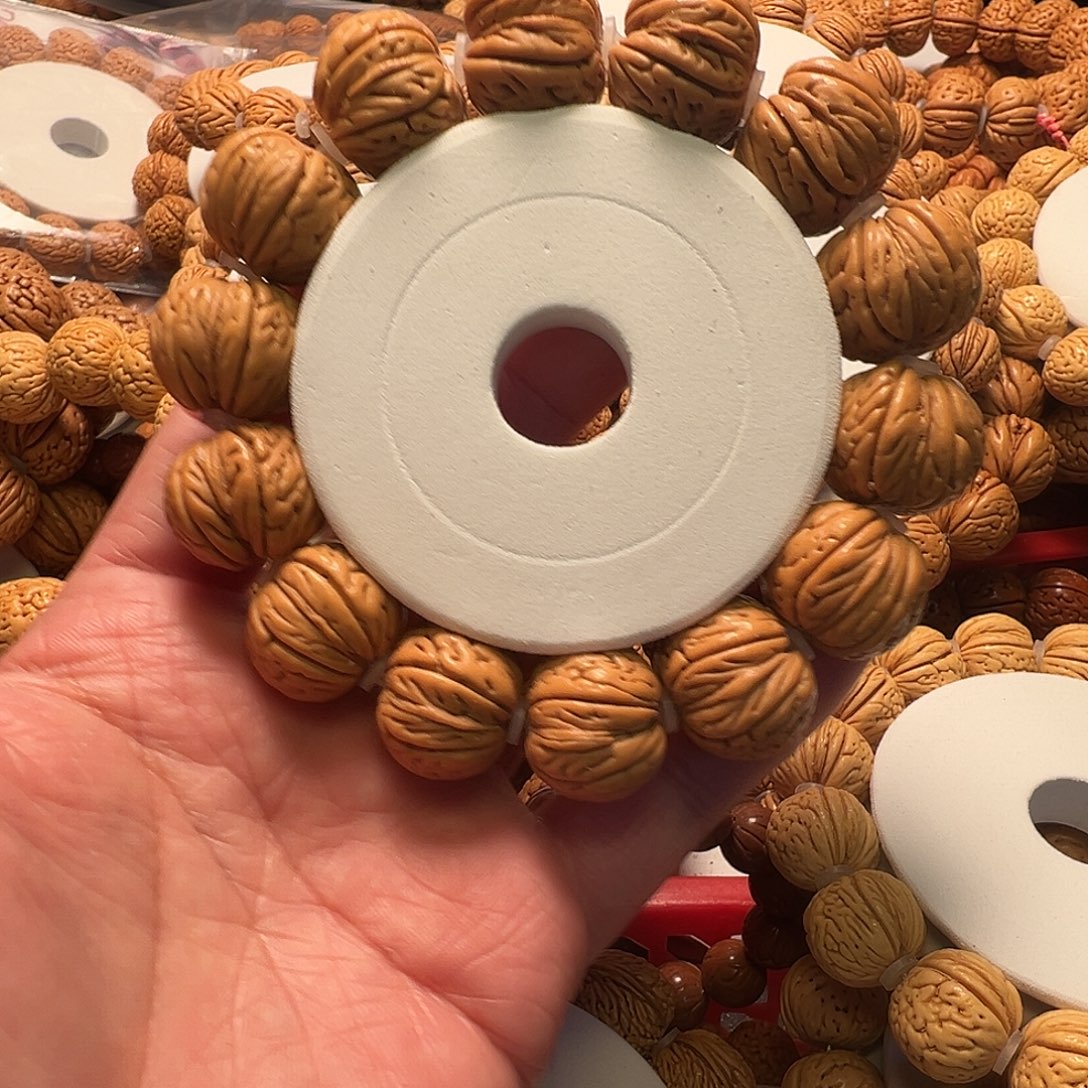 林***领手串桃核磨盘手串20