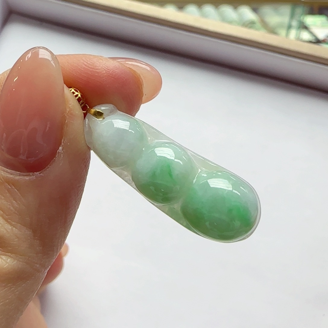 颈饰18K金镶嵌翡翠b1734