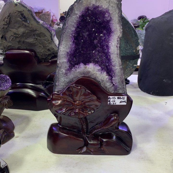 水晶大型摆件（非配饰）未镶嵌