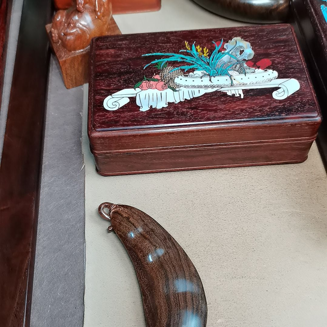 黄花梨/降香黄檀S****r纯手工雕刻