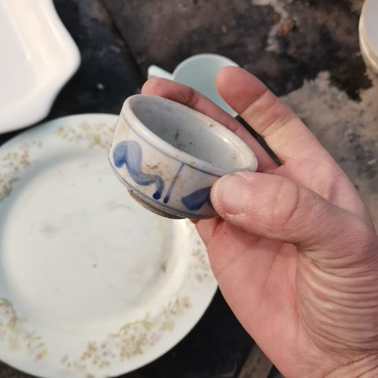 晓***宝瓷器微瑕不退不换