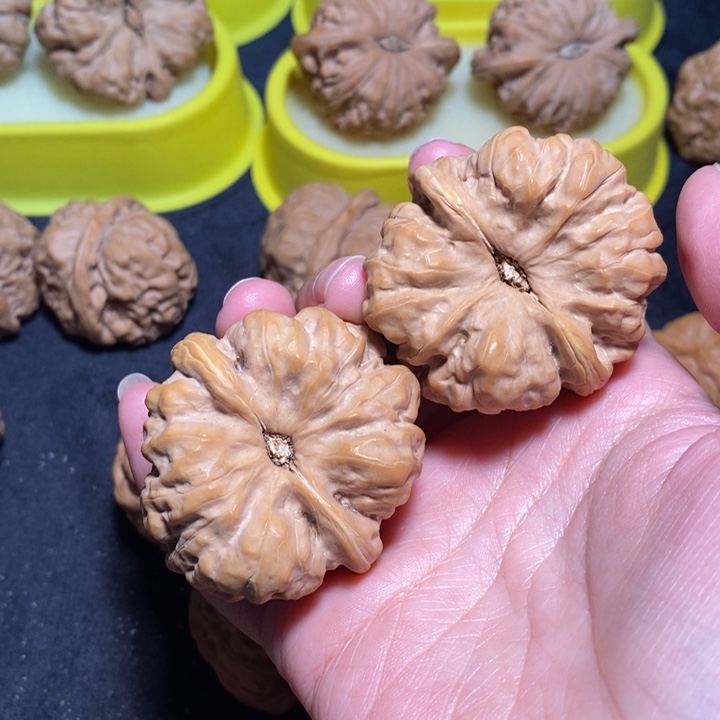 文玩核桃把件我****帅蛙蛙43