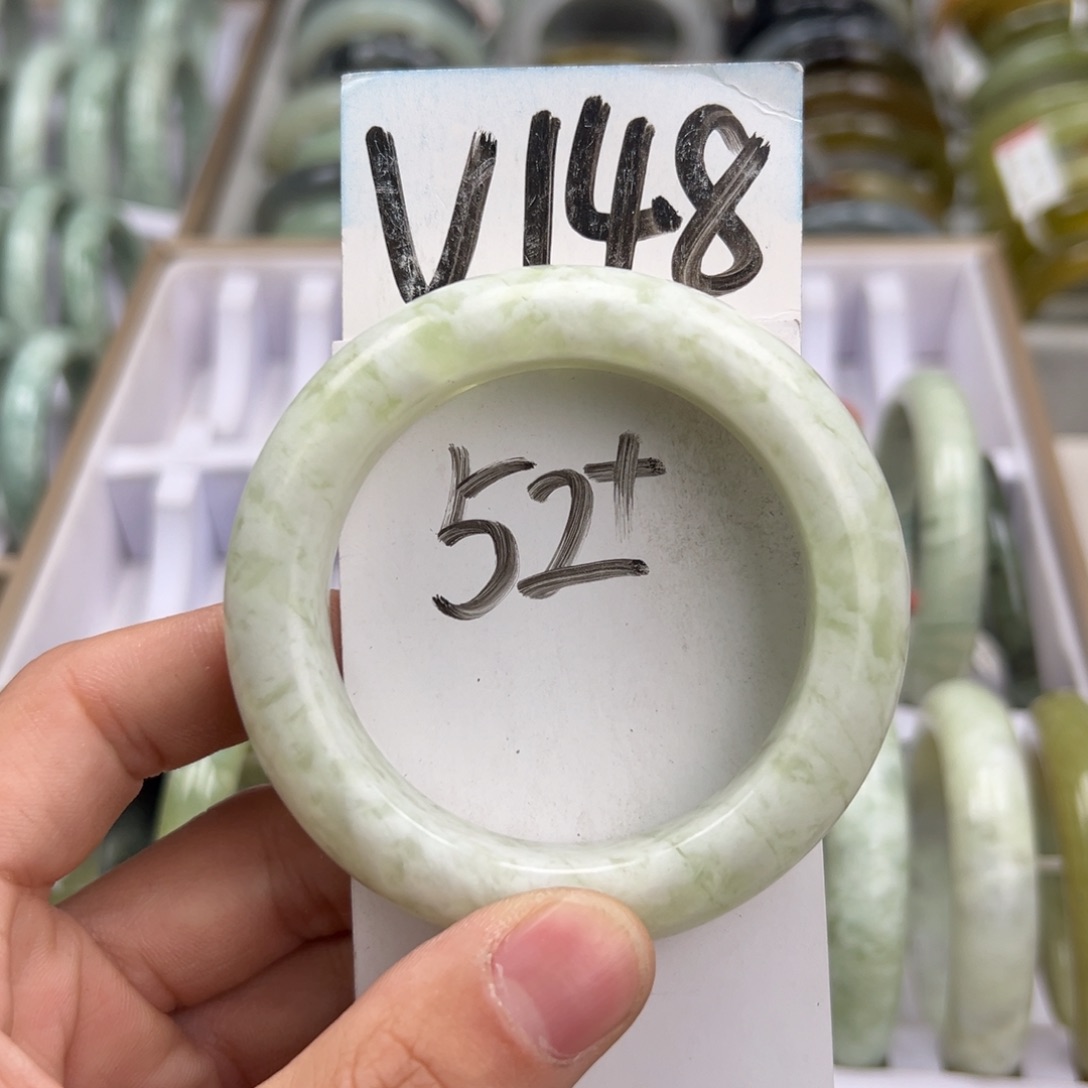 岫玉手镯未镶嵌天然岫玉