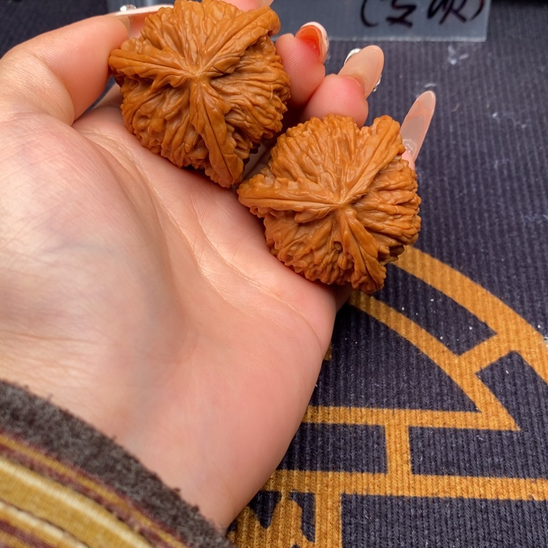 健****吊坠文玩核桃白狮子