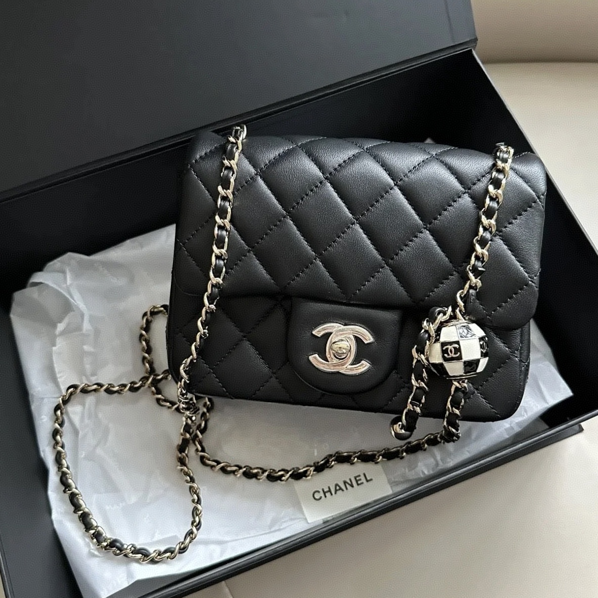 99新 Chanel/香奈儿 蔚蓝中古/黑金足球方胖子链条包