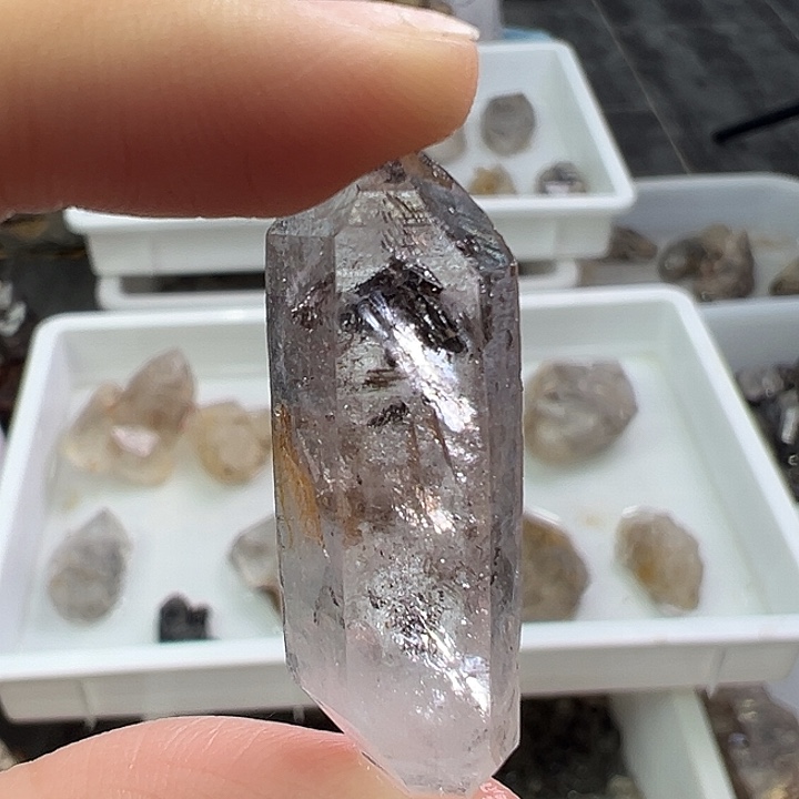 仿水晶磁石闪灵钻