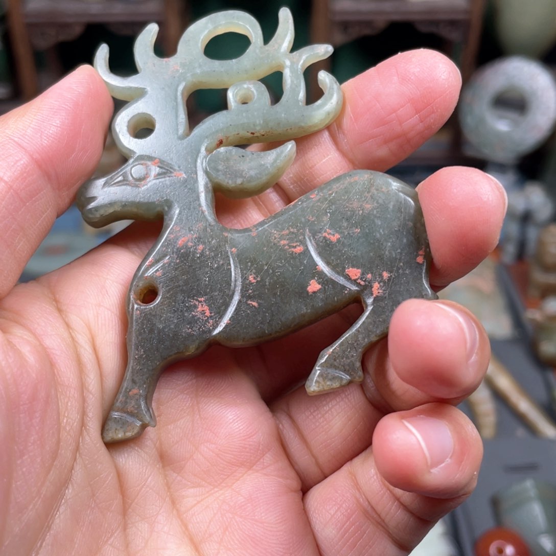 和田玉颈饰未镶嵌真**采