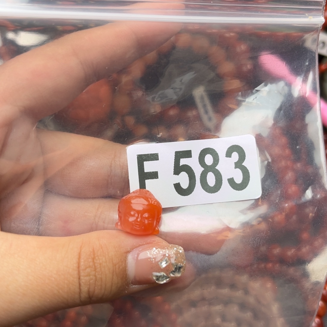 南红玛瑙珠宝奇石未镶嵌嘉**?