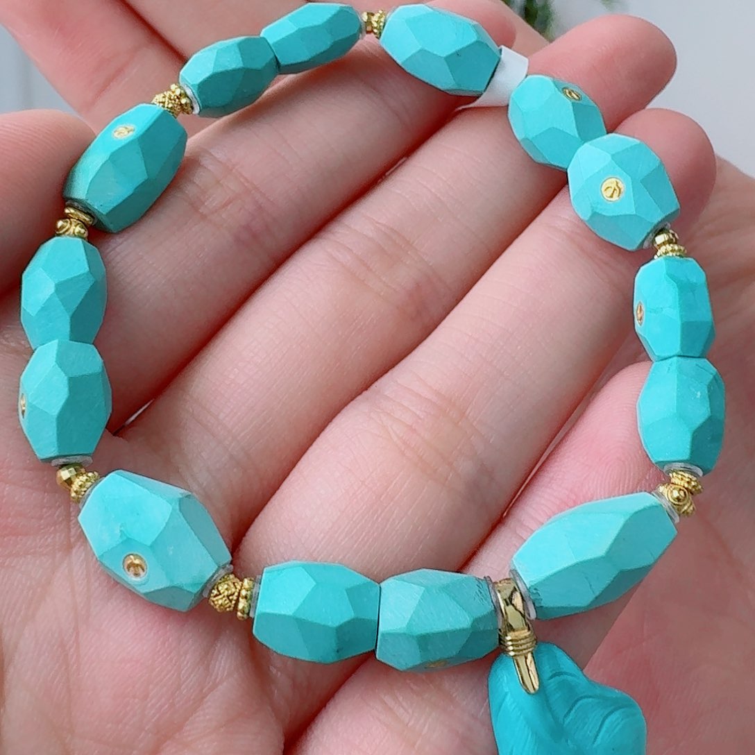 绿松石未镶嵌挂件