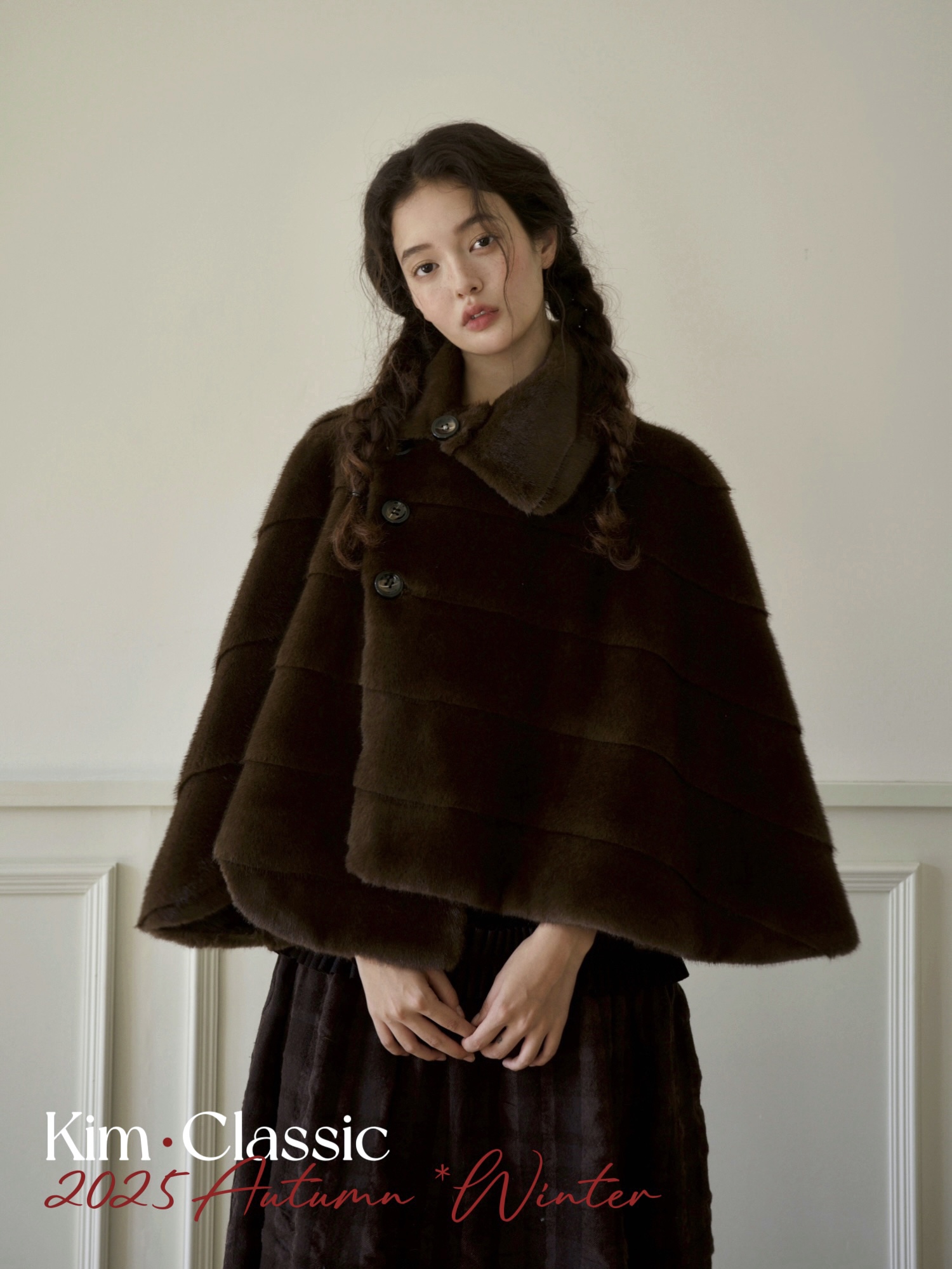 KIM Classic小魔女斗篷条纹肌理环保水貂毛拆卸领皮草