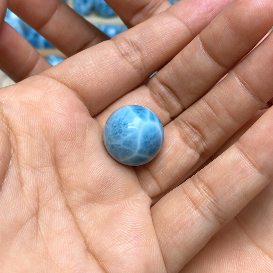 海***蓝针钠钙石（海纹石）未镶嵌颈饰