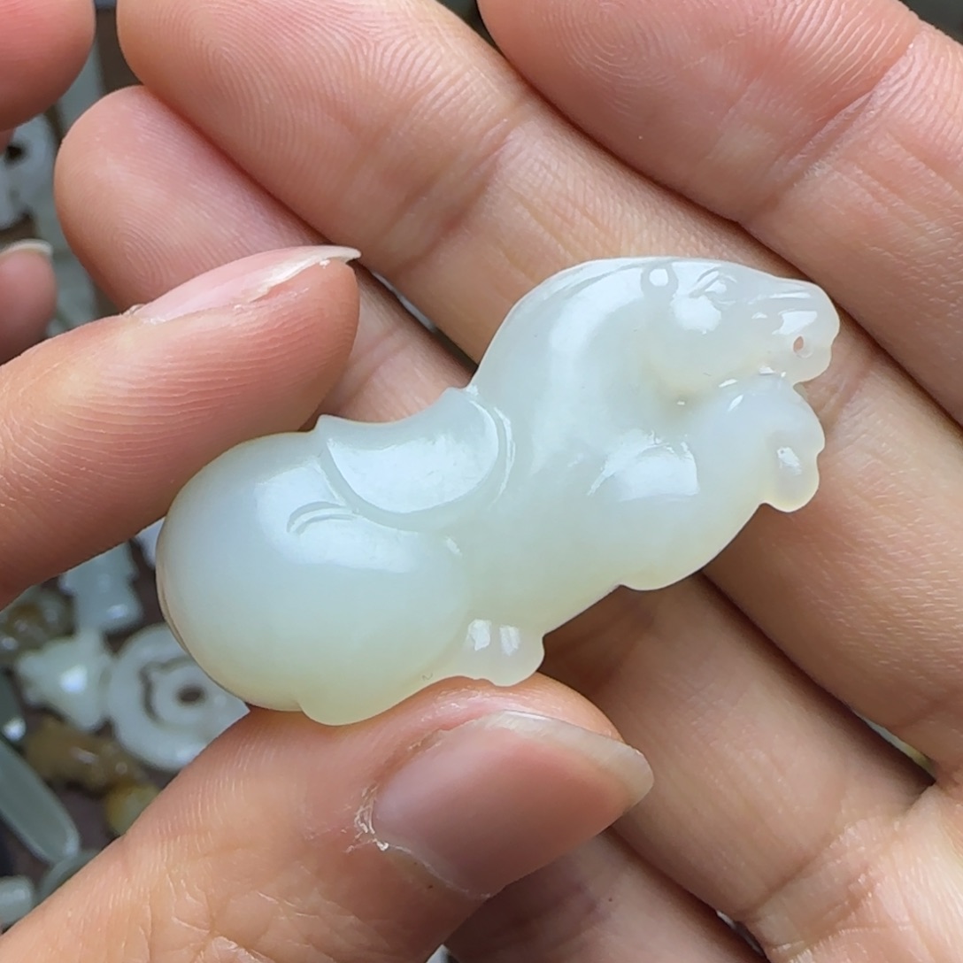 和田玉挂件未镶嵌