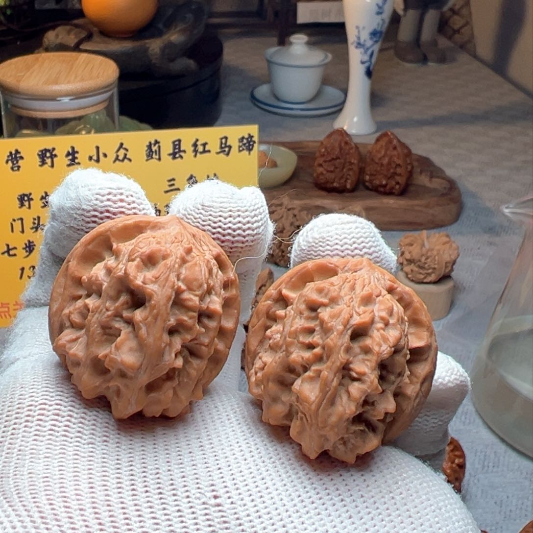 文玩核桃吊坠蓟县红马蹄652