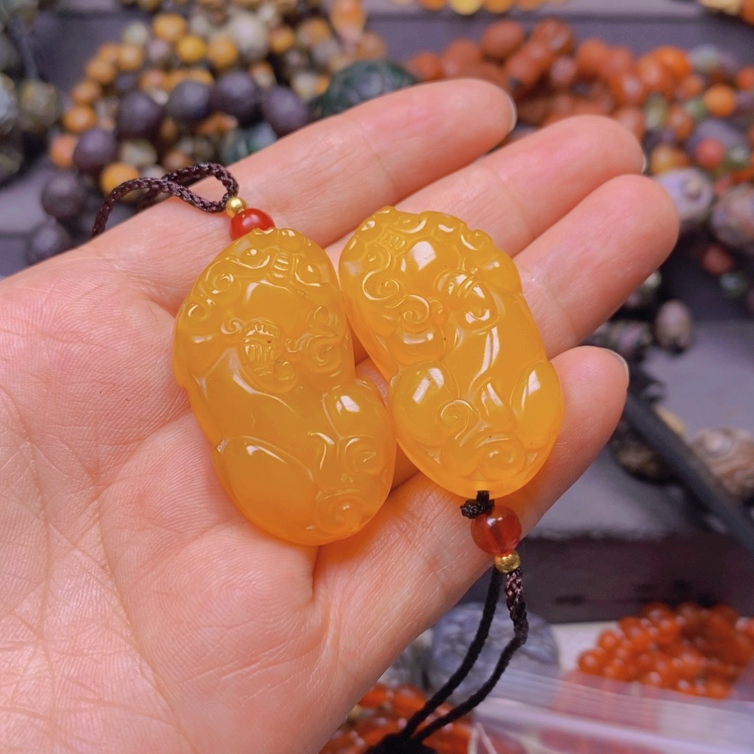 合金颈饰玛瑙/玉髓