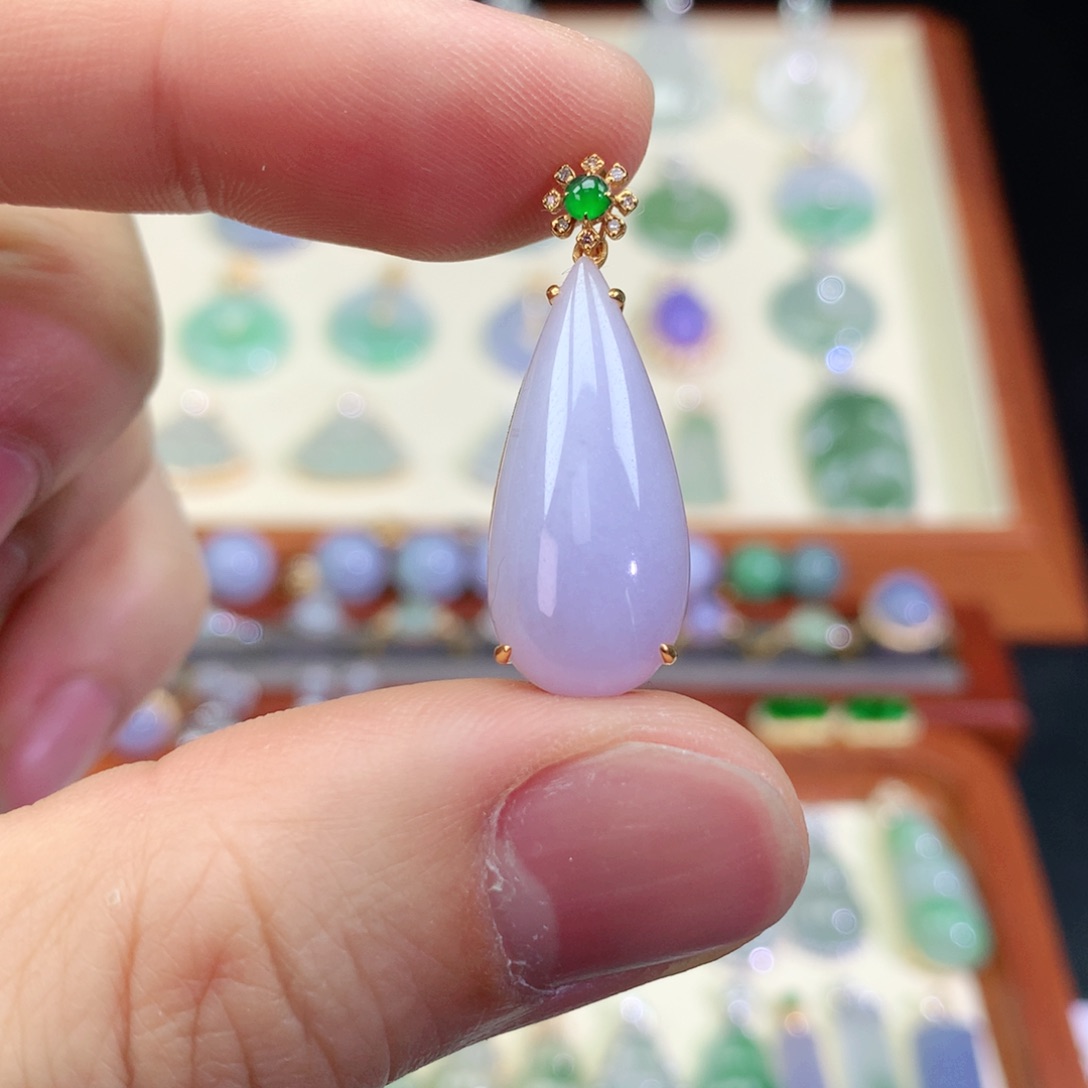 翡翠颈饰18K金镶嵌天然a货翡翠吊坠