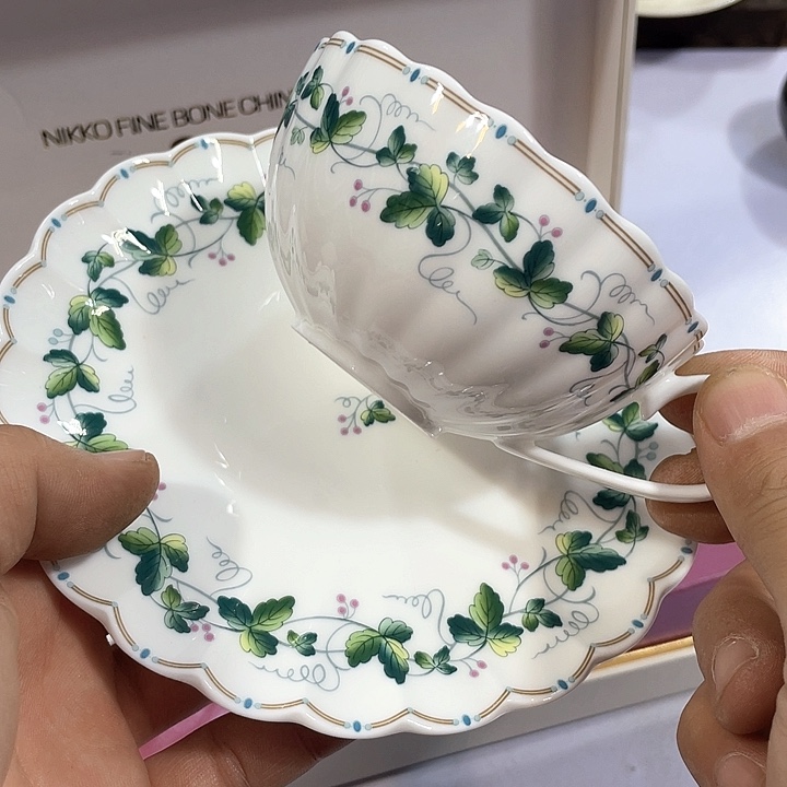 瓷片背背飞贝贝贝贝