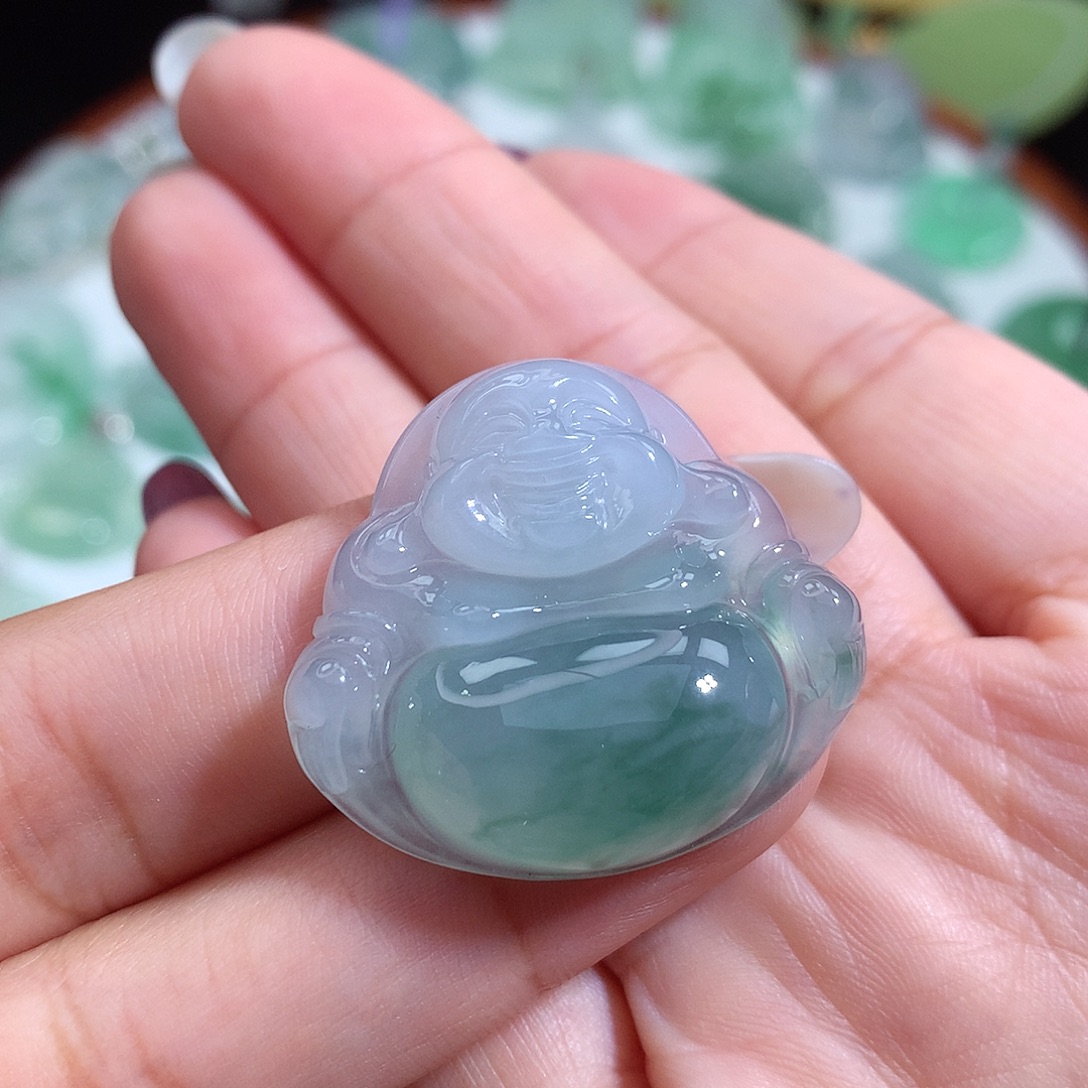 翡翠未镶嵌颈饰佛公