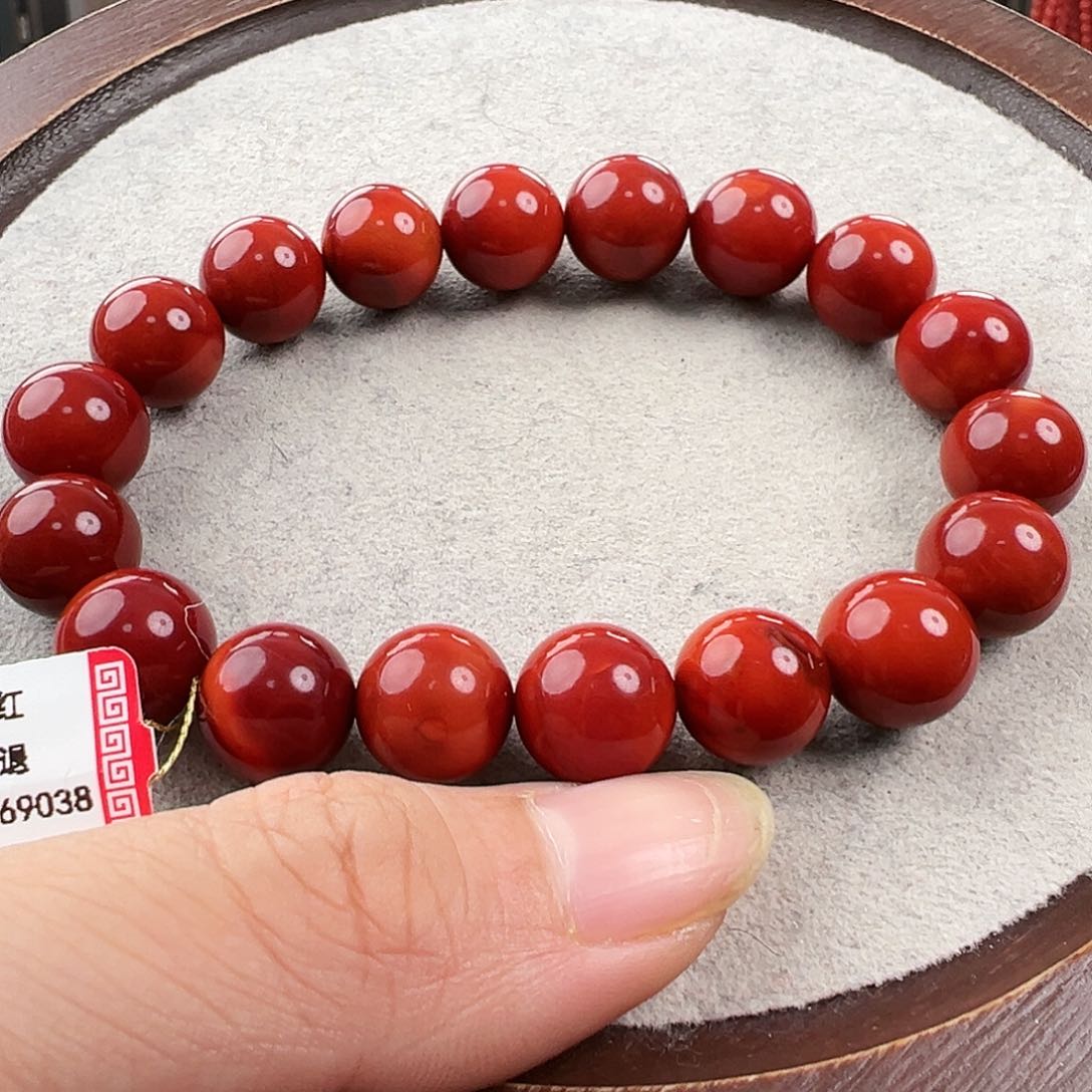 南红玛瑙手串未镶嵌