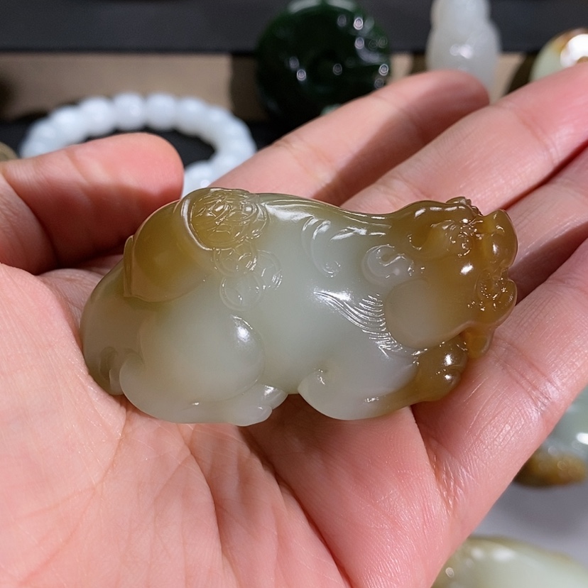 【闪购商品】和田玉颈饰未镶嵌一*梅