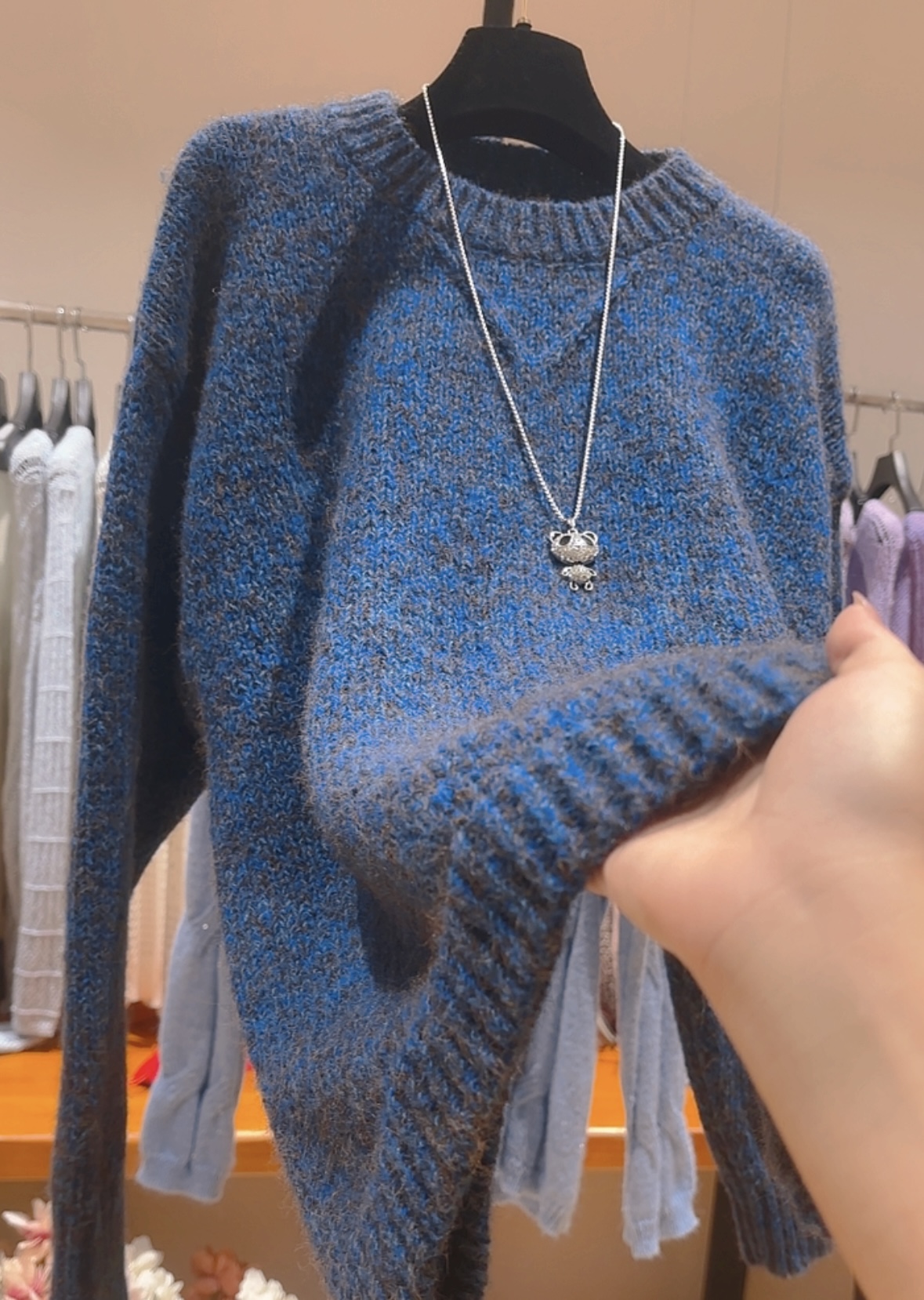 秋冬新款针织宽松型显白厚款毛针织衫时尚女装精致套头（星星）