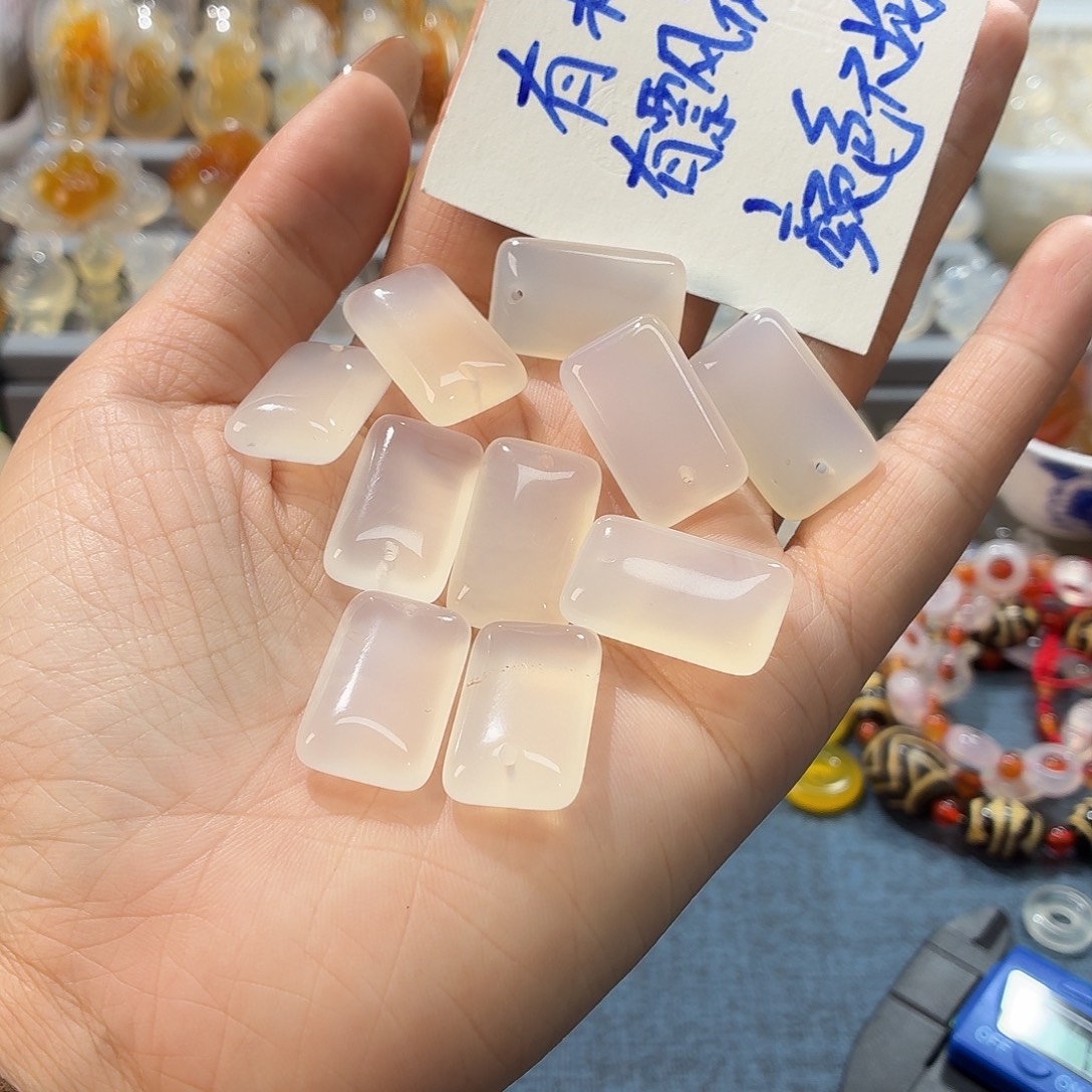 玛瑙/玉髓未镶嵌颈饰