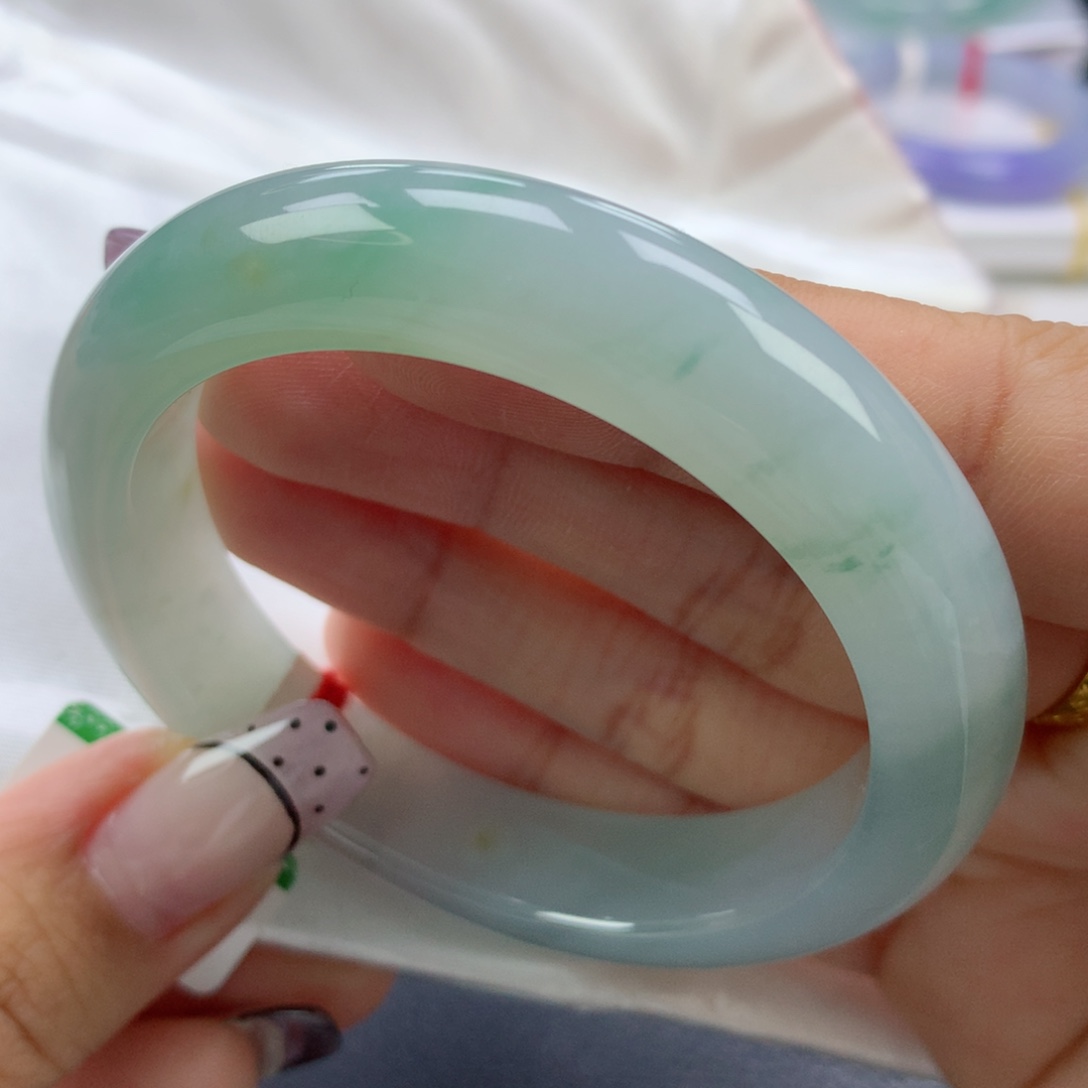 翡翠手镯未镶嵌54.8正