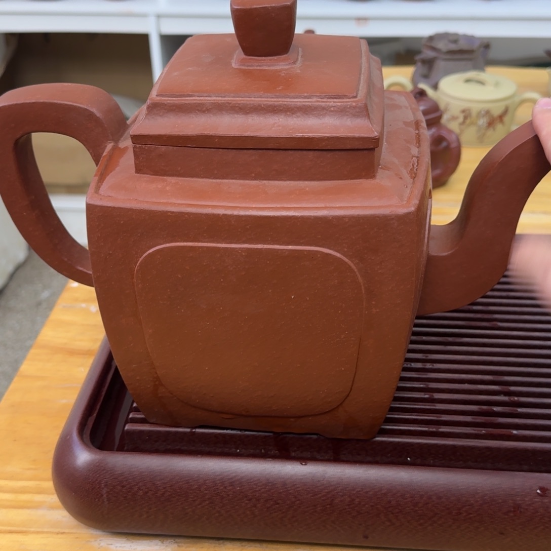 紫砂茶壶开**果紫砂壶大四方3000cc左右