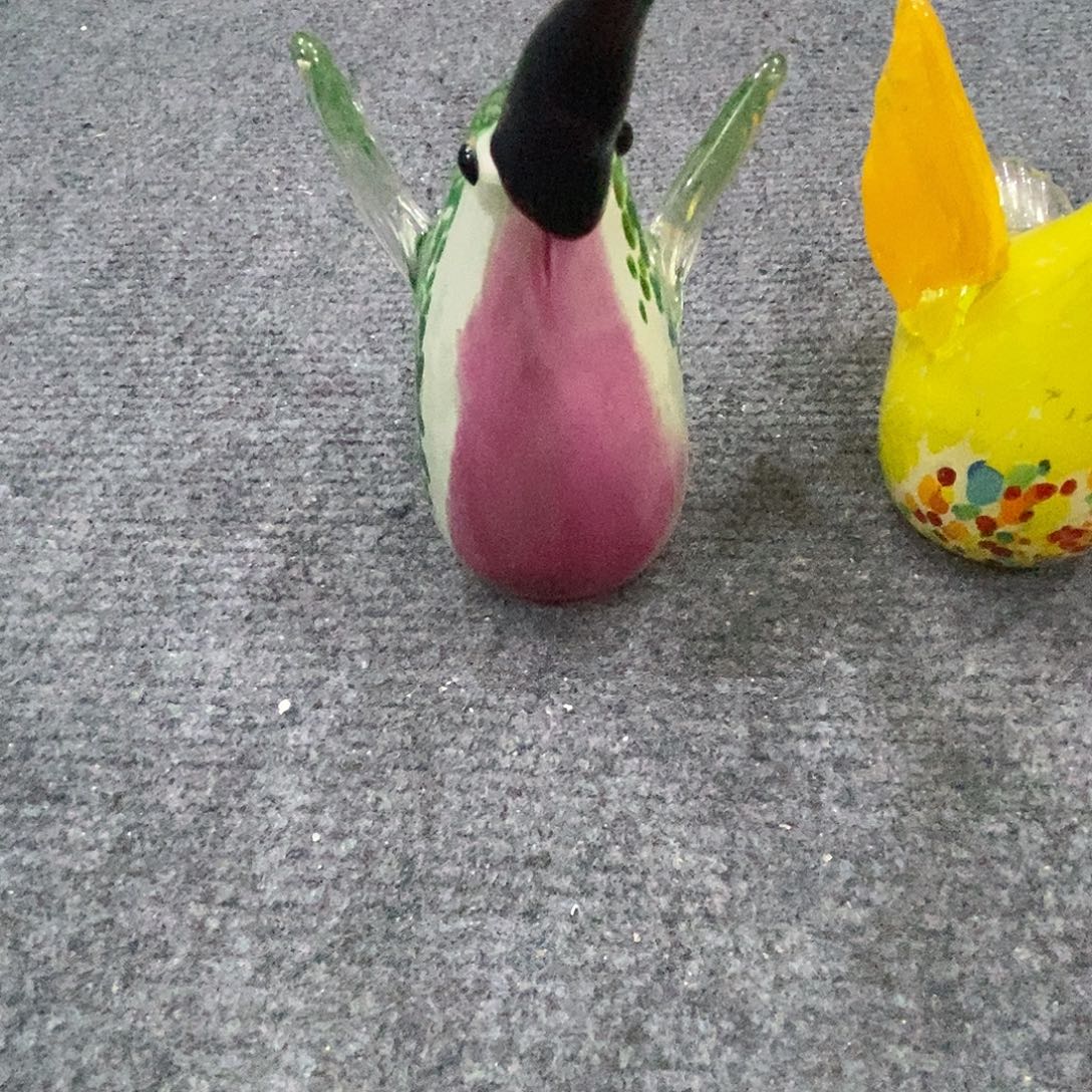 W***Y琉璃金红蜂鸟一个