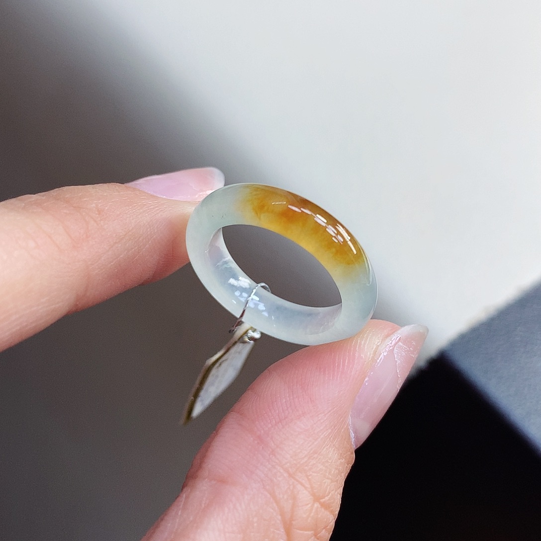 翡翠戒指未镶嵌10-11号