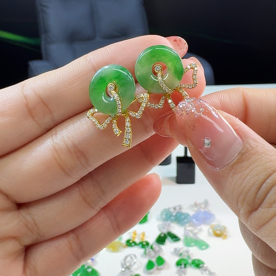 翡翠耳饰18K金镶嵌18k镶嵌