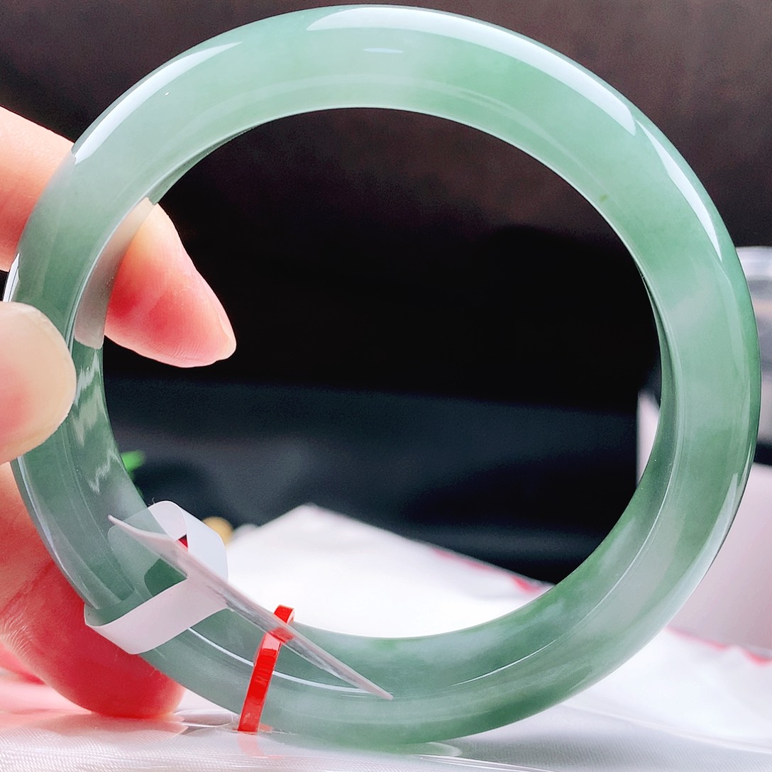 未镶嵌手镯翡翠57冰蓝