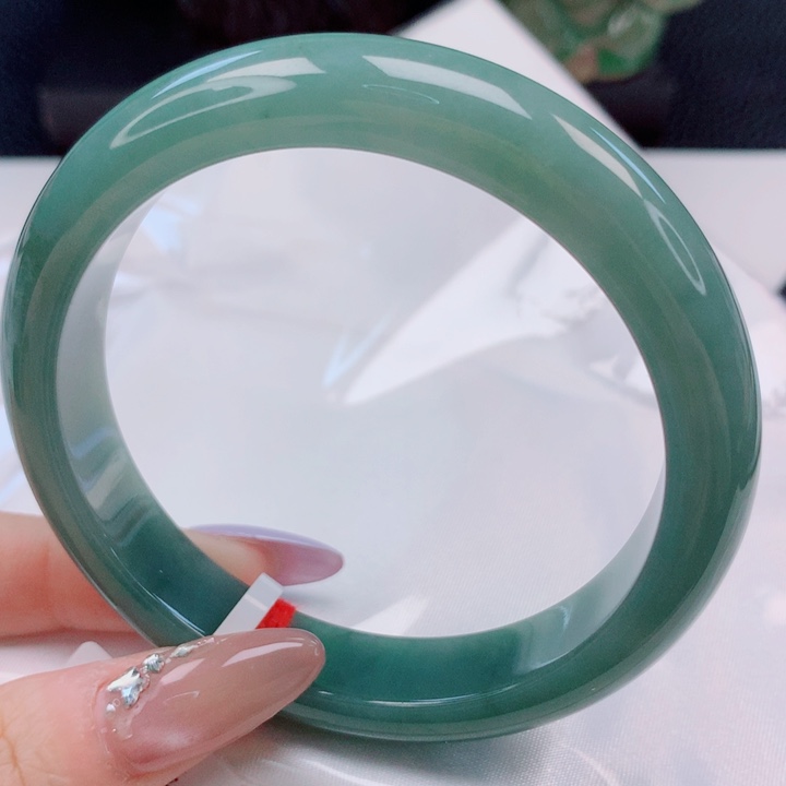 翡翠未镶嵌手镯60圈